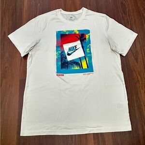 NWT XL Men’s Nike Heatwave Photo Tee